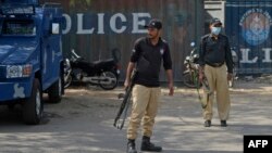  د سیند پولیس سرتېري پهره کوي (انځور له ارشيفه) 