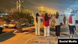 گوشه یی از اعتراضات مردمی در تهران پایتخت ایران 