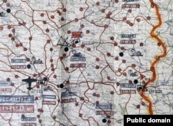 Фрагмент карти проведення операції «Запад» у Тернопільській області. Синій колір – кількість «контингенту» (осіб, які підлягають депортації). Червоний – кількість військовослужбовців МГБ, залучених до проведення депортації. Жовтогарячі кружечки – місця дислокації оперативних груп військ МГБ