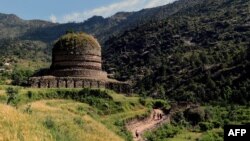 د سوات په املکو دره کې د بودايانو د زمانې سټوپا - پخوانی انځور.