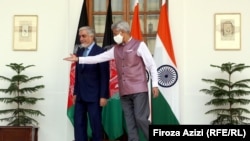 عبدالله عبدالله د هند د بهرنیو چارو وزیر سره د لیدنې پرمهال