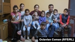 Familia Fîțan are nou copii. Cel mai mic a împlinit șase luni.