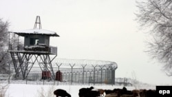 Американская авиабаза в аэропорту "Манас", 4 февраля 2009 года. 