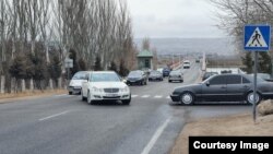 Ҳодиса дар ҳудуди ноҳияи Бобоҷон Ғафуров рух додааст. Акс аз бойгонӣ.