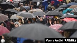 Učesnici demonstracija tokom blokade autoputa u Beogradu, 11. decembra 2021. 