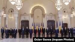 Guvernul Niculae Ciucă a fost învestit, dar împărțeala funcțiilor în administrație- agenții, companii de stat, prefecți și alte deconcentrate din teritoriu a făcut obiectul unor negocieri acerbe.