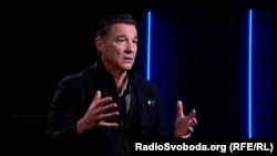 «Якщо винести пакет допомоги на голосування, то завтра він буде ухвалений» – Том Своззі