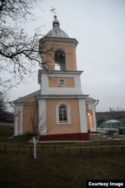 Biserica „Sfântul Mare Mucenic Gheorghe” din Camencea.