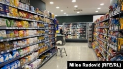 Većina građana, dio nevladinih i radničkih organizacija u Crnoj Gori pozvali na bojkot trgovina u petak 31. januara 