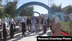 یکی از مکاتب دخترانه در ولایت فراه - عکس از آرشیف