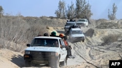 مسیر های دشوار که مهاجرین برای رفتن به ایران می پیمایند