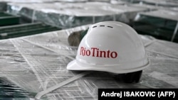 Blumberg je naveo da je imao uvid u memorandum u kojem se navodi da će projekat Jadar biti stavljen u status "nege i održavanja" (konzerviran).