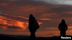 يونان ته اوښتونکي پاکستاني کډوال - انځور له ارشيفه