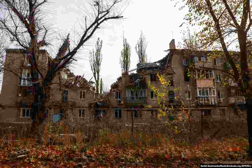 Росія стверджує, що її армія цілеспрямовано не завдає шкоди цивільному населенню.&nbsp; Все в Авдіївці вказує на протилежне