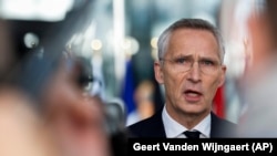 Shefi i NATO-s, Jens Stoltenberg.