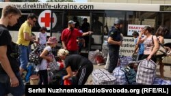 Жителі Покровська покинули свої домівки і евакуюються з міста. 30 серпеня 2024 року 