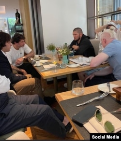 ხაბიბ ნურმაგომედოვი კახა კალაძესთან, ცოტნე ივანიშვილთან და ირაკლი კობახიძესთან ერთად