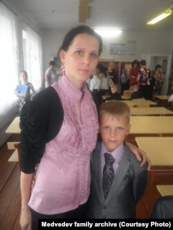 Артур Медведєв з мамою Оленою. Фото з особистого архіву родини