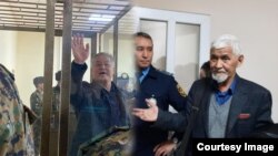 Бектур Асанов менен Акин Токталиев. Коллаж сүрөт.