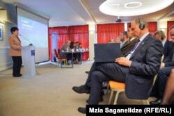 12 არასამთავრობო ორგანიზაციის ანგარიშის პრეზენტაცია, რომელსაც ევროკავშირის ელჩი საქართველოში პაველ ჰერჩინსკი დაესწრო