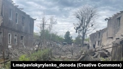 Наслідки російських обстрілів у місті Торецьк Донецької області, Україна, 11 травня 2023 року. Фото ілюстративне