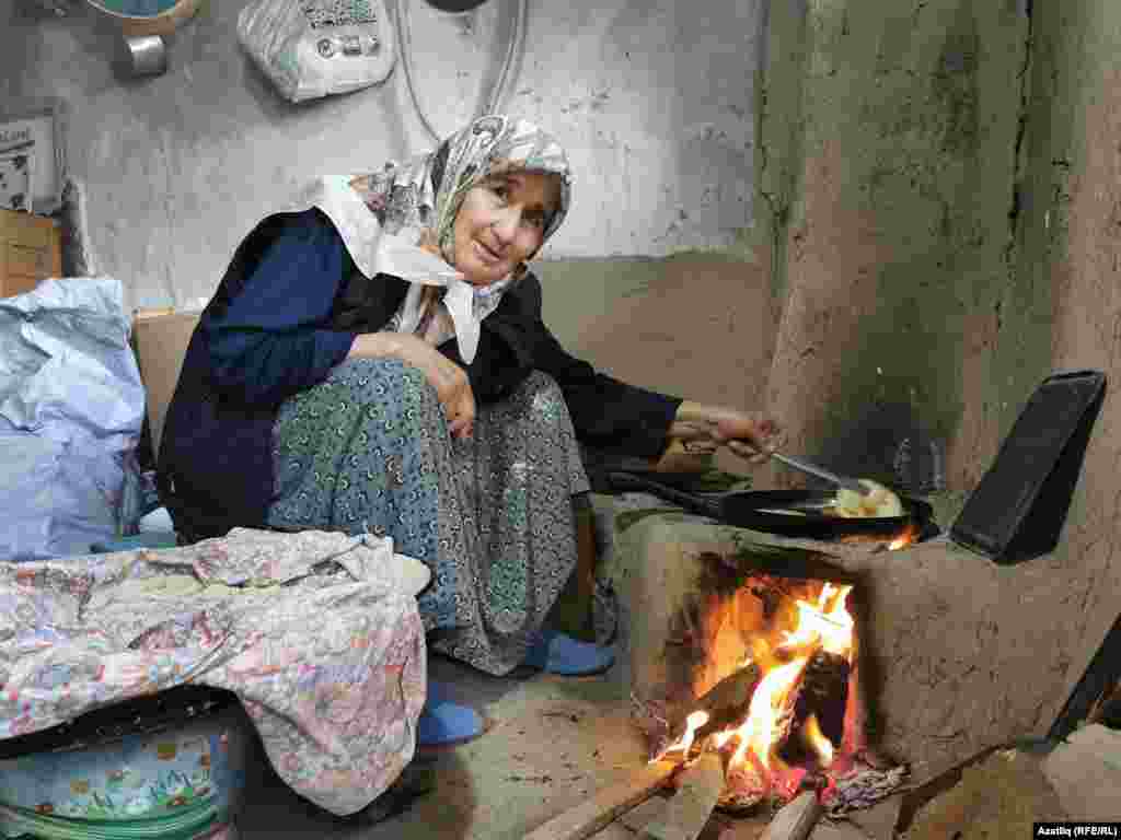 Пәрәмәцләрне Шәмселхәт Түндәр кыздыра