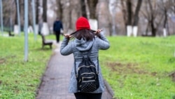 Dashuria për punën që theu barrierat e Ndalores