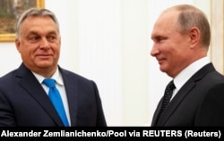 Прем’єр-міністр Угорщини Віктор Орбан (ліворуч) і президент Росії Володимир Путін. Москва, 18 вересня 2018 року