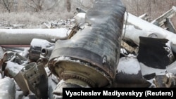 Частина ракети, яка, на думку української влади, була виготовлена ​​в Північній Кореї та була використана під час удару по Харкову 6 січня 2024 року