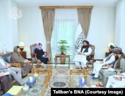 تصویر از دیدار معاون سرمنشی سازمان ملل با امیرخان متقی سرپرست وزارت خارجه حکومت طالبان