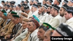  Участники встречи с президентом. Душанбе, Кохи Вахдат, 9 марта. Фото: president.tj