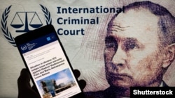 Колаж на тему ордеру Міжнародного кримінального суду на арешт президента РФ Володимира Путіна і уповноваженої при президенті Росії з прав дитини Марії Львової-Бєлової (Shutterstock)