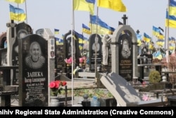 Чернігівське кладовище «Яцево», фото Чернігівської ОВА