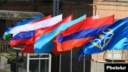 بیرق های کشورهای سازمان پیمان امنیت جمعی (آرشیف)