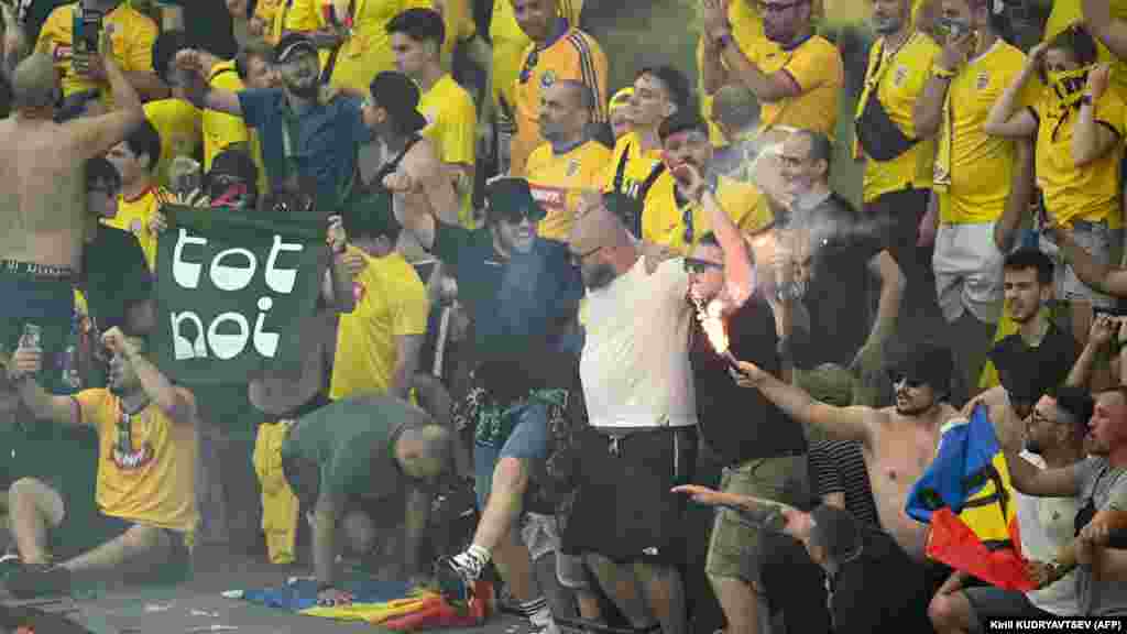 Peste 35.000 de suporteri români au fost în tribunele stadionului din Frankfurt.