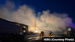 Incendiul care a urmat exploziilor de la stația GPL din Crevedia din seara zilei de 26 august 2023.