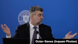 Marcel Ciolacu a spus înaintea ședinței de guvern de joi că „își va pune mandatul pe masă în Parlament pentru reforme şi dreptate socială”.