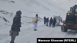 برفباری و راه بندان در نتیجه سرما و بارنده گی های پی در پی 