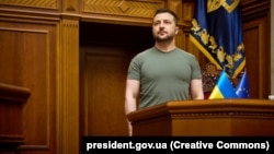 У травні 2024 року закінчується 5-річний термін повноважень президента Володимира Зеленського