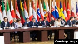 Pe 17 octombrie 2023, la reuniunea de la Chișinău a Platformei de sprijin pentru Moldova, partenerii externi au anunțat ajutoare în sumă de peste 400 milioane de euro.