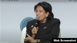 სალომე ზურაბიშვილი პარიზის მშვიდობის ფორუმზე