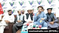 د جون پر ۲۷مه په شمالي وزيرستان کې د بېلا بېلو سياسي ګوندونو ځايي مشران خبري غونډه کوي.