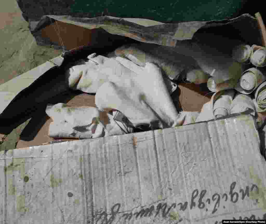 Коробка з перев'язувальними матеріалами. &laquo;Азовсталь&raquo;, 2022 рік