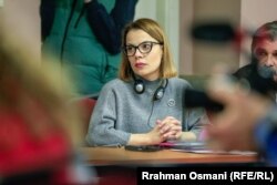 Angjella Bukimiriq, e cila ka gjashtë familjarë të zhdukur që nga lufta në Kosovë.