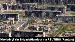 Зрунований під час російського наступу Бахмут. Скріншот і з відео, яке було оприлюднене 15 червня 2023 року