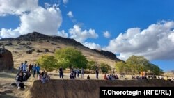 Улуу Памирдеги ат оюн майданынын көрүүчүлөрү. 07.10.2023.