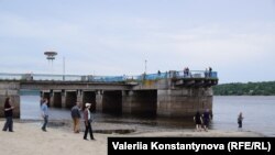 Обміління річки Дніпро в Запоріжжі, фото ілюстративне