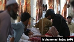 مجروحین یکی از رویداد های خونین در پاکستان گفته می شود حمله از داخل افغانستان برنامه ریزی شده بود