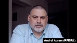 După 14 ani de dependență de droguri, Ștefan Iancu (45 de ani) a reușit să renunțe la ele. Are și un doctorat pe tema politicilor publice anti-drog.