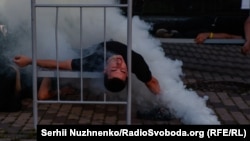 Меморіальна акція-перформенс до річниці загибелі українських військовополонених в Оленівській колонії. Київ, липень 2023 року